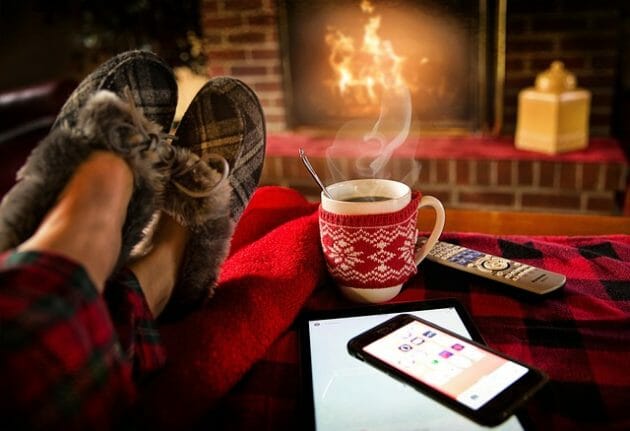 Noul trend 2018: Revelion în pijama